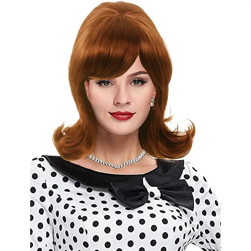 QQXCAIW Synthetic Hair 70s Pinup Pelucas 60s Retro vintage period women's short straight wig with flat bangs for everyday partie
